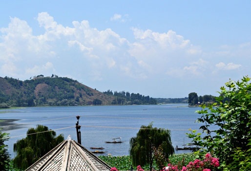 Manasbal Lake